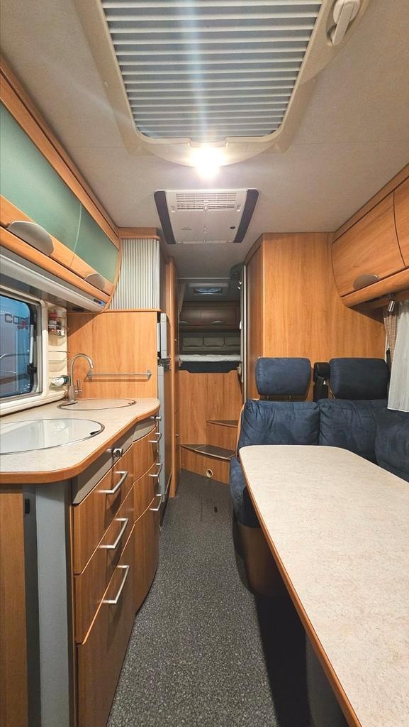 2002 Hymer b644 photo 5