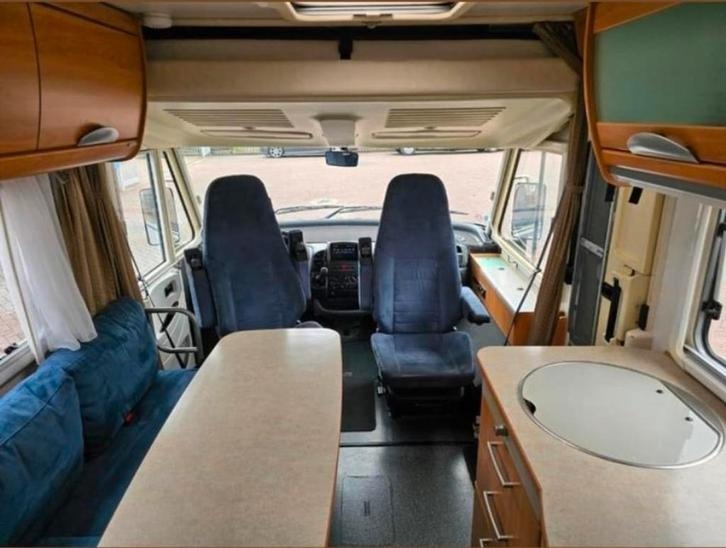 2002 Hymer b644 photo 8