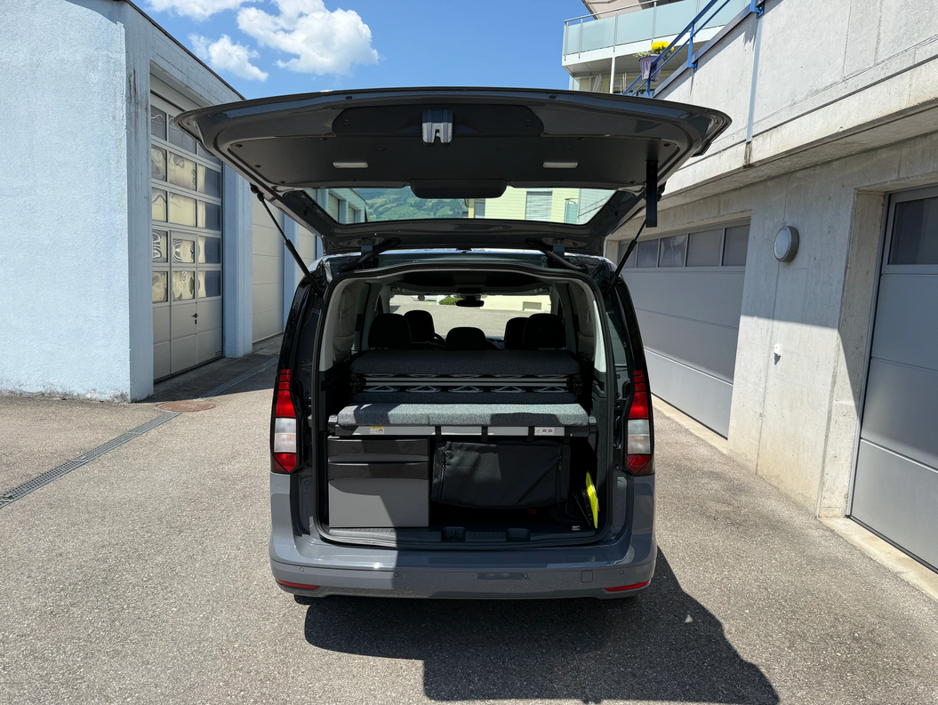 VW Caddy 2.0 TDI California Spirit DSG photo 18