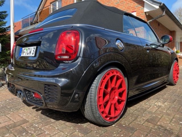 2017 MINI John Cooper Works Cabrio Schick photo 10