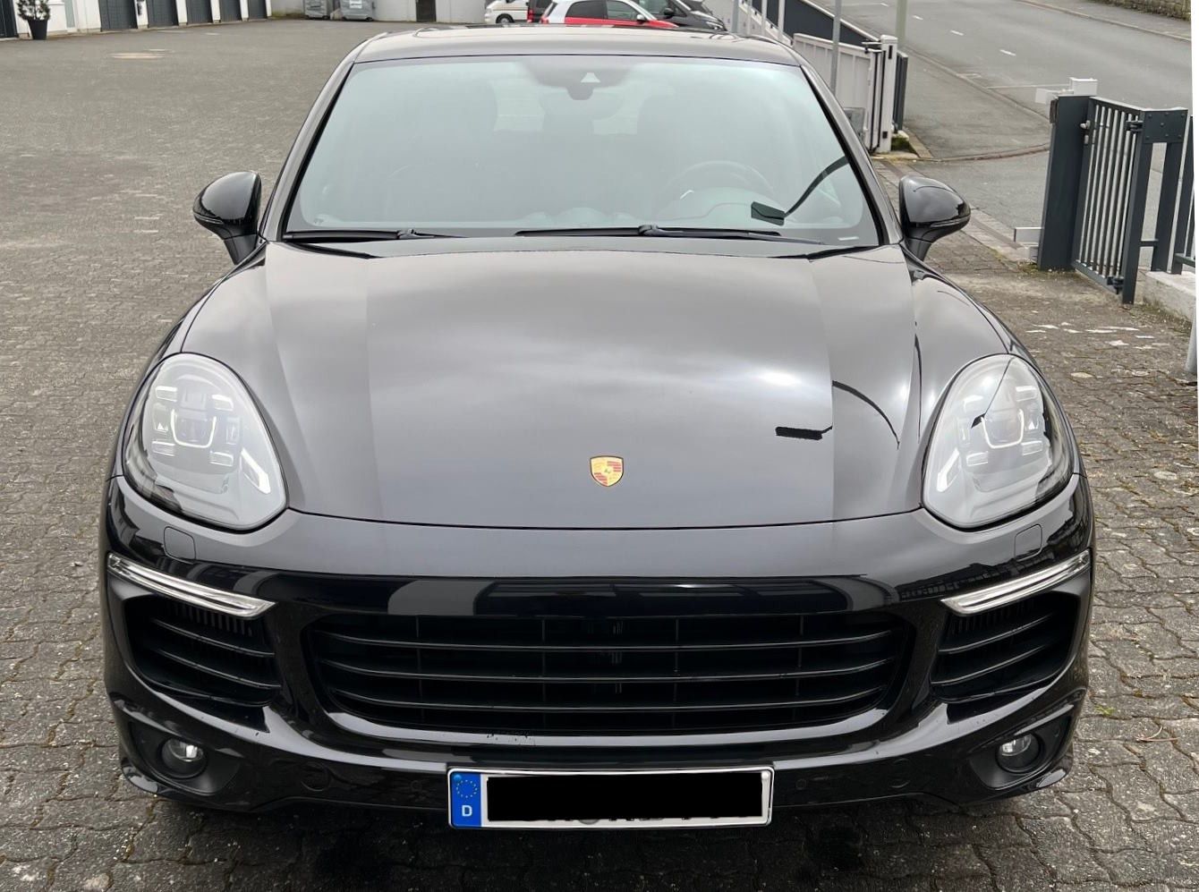 2017 Porsche Cayenne S Diesel Platinum Edition