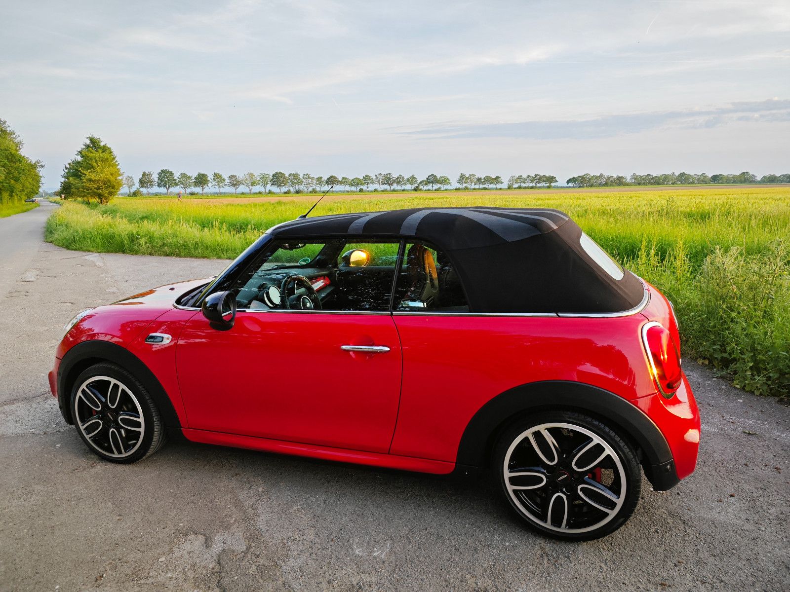 2018 MINI John Cooper Works Cabrio