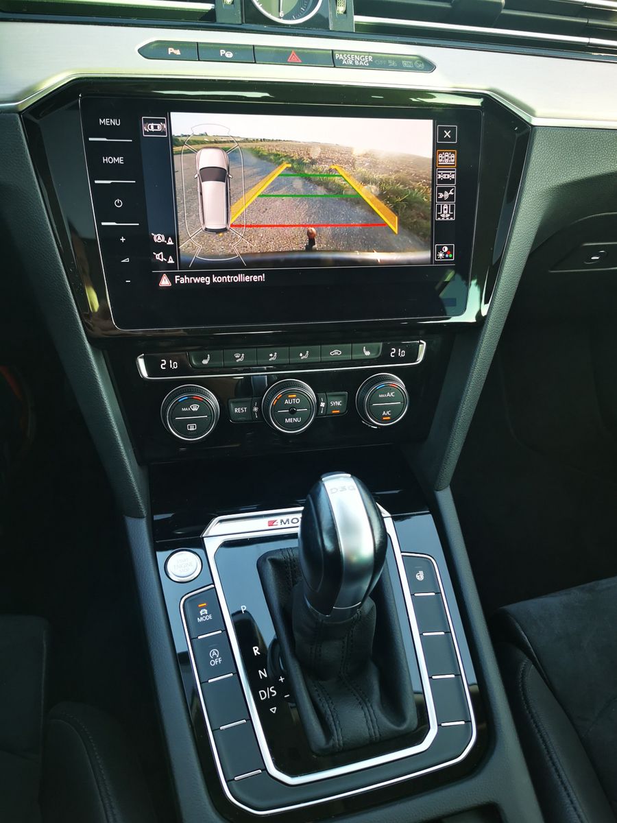 2018 Volkswagen Passat Variant 2.0 TDI SCR photo 5
