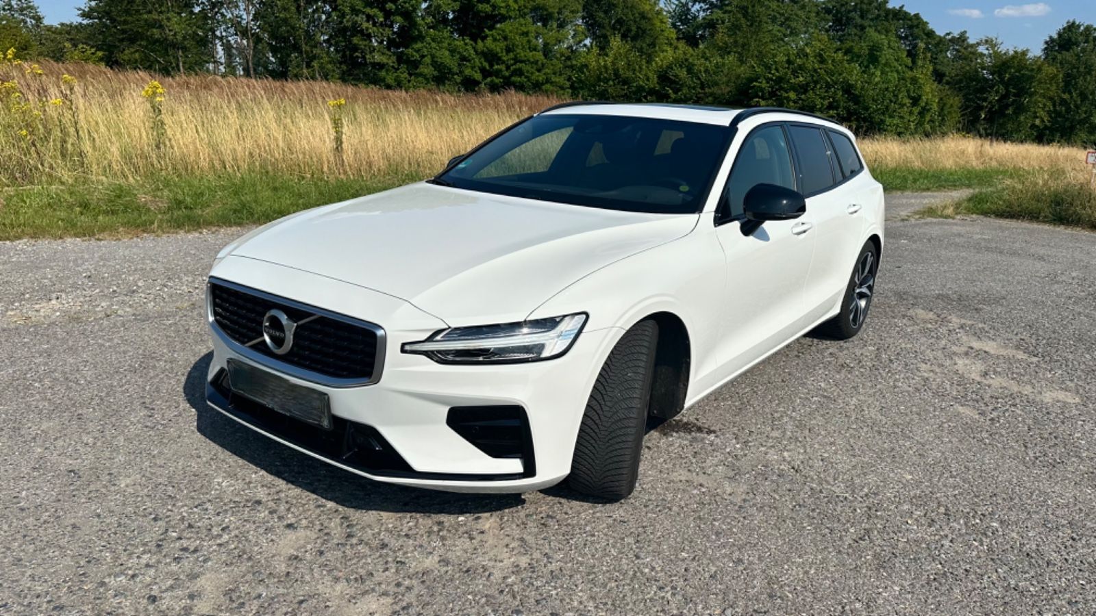 2019 Volvo V60 T5 Geartronic R Design photo 8