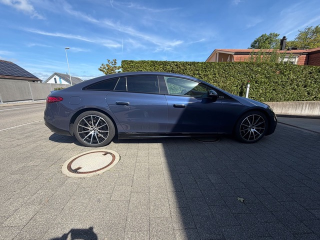 2024 Mercedes-Benz EQS 580 4MATIC Executive Edition AMG Line photo 7