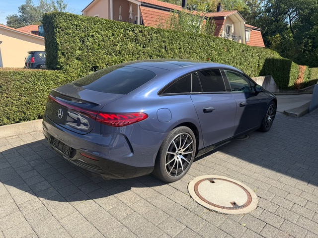 2024 Mercedes-Benz EQS 580 4MATIC Executive Edition AMG Line photo 20