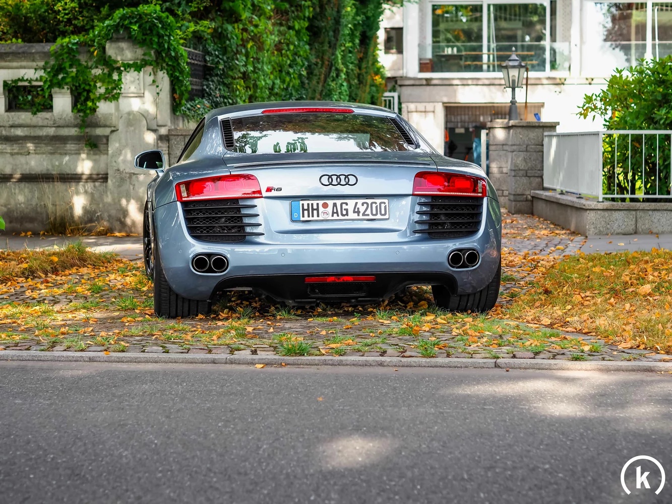 Audi R8 4.2 V8 Coupé Jet Blue photo 4