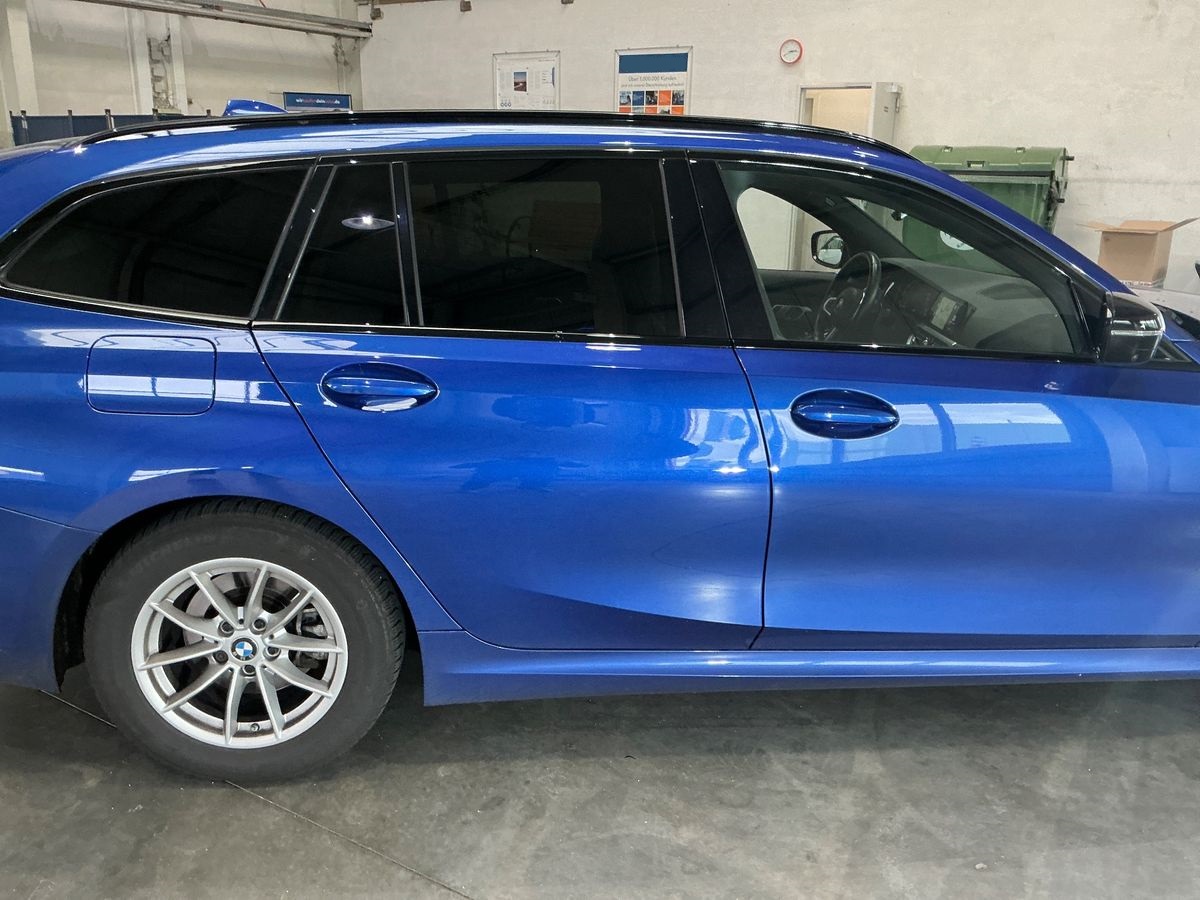 BMW 320d Touring M Sport photo 5