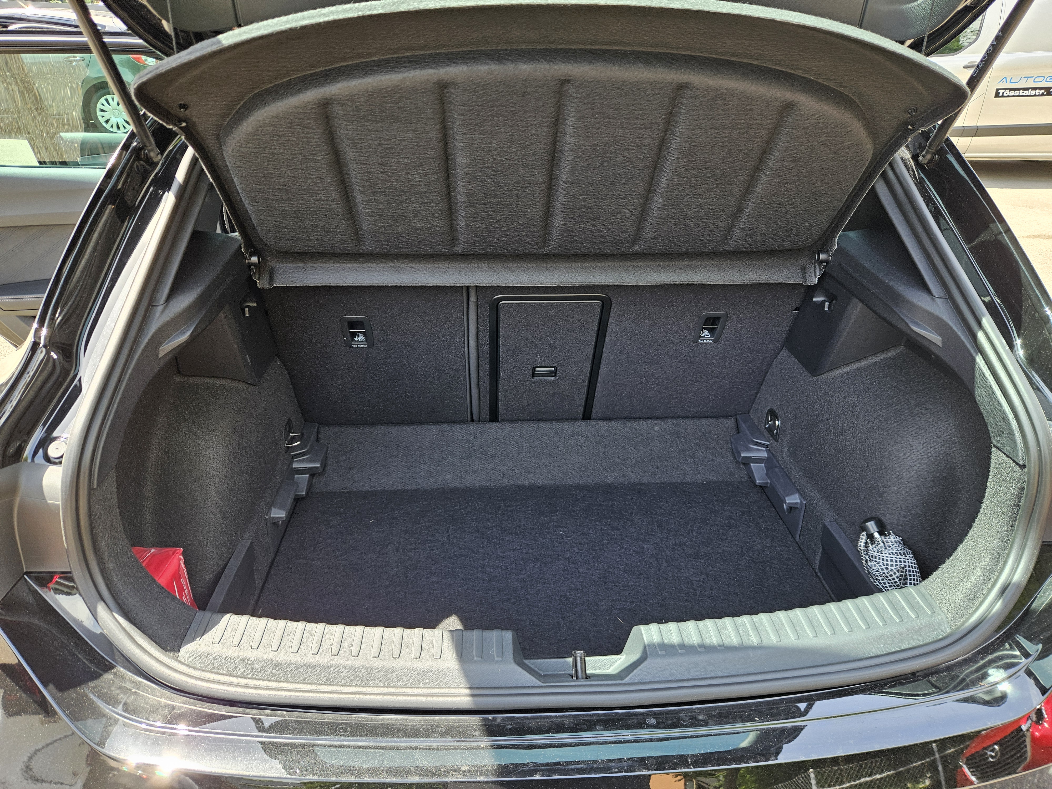 CUPRA Leon 2.0 TSI 300 VZ DSG – Black photo 7