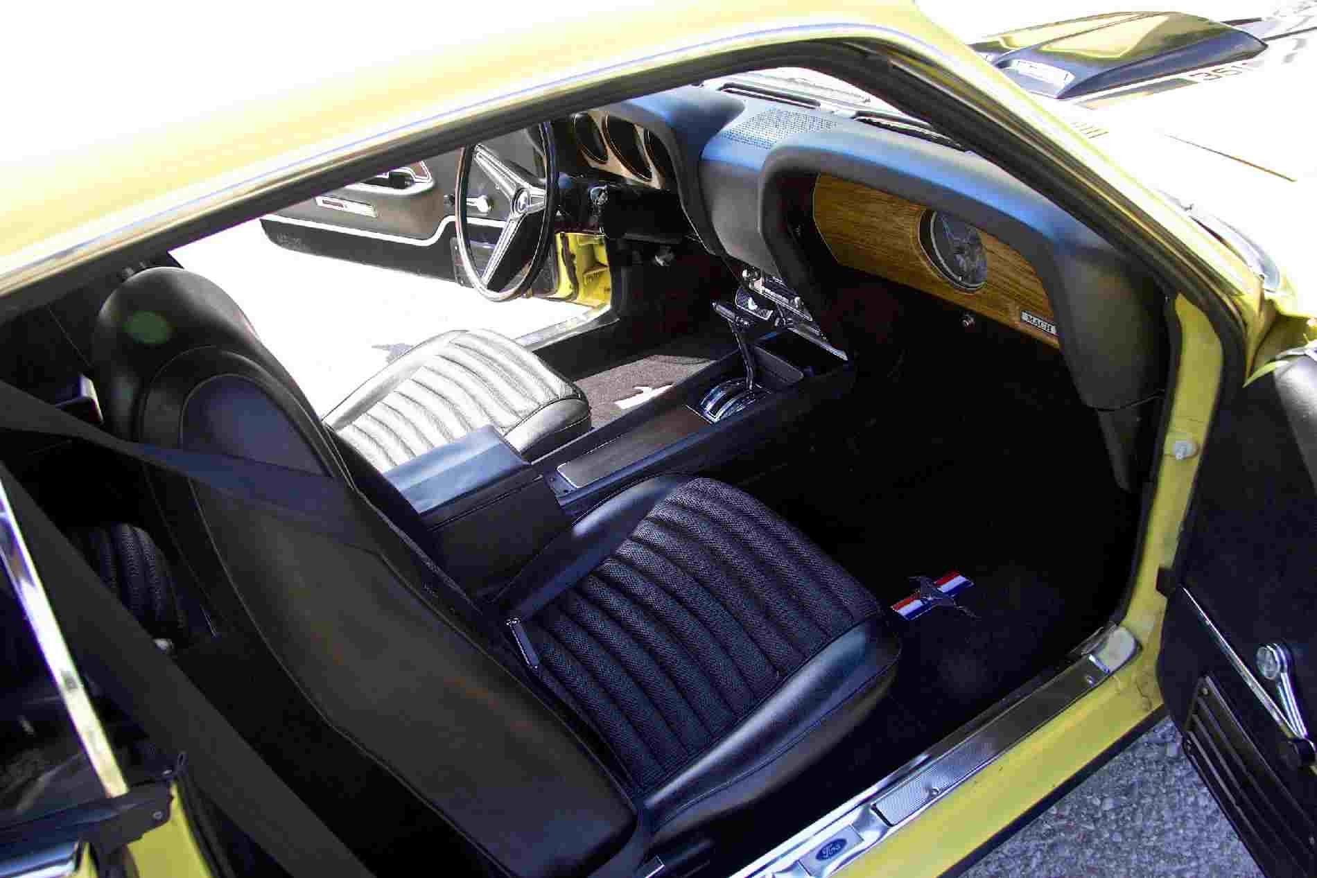 Ford Mustang Mach 1 M-Code Fastback photo 15