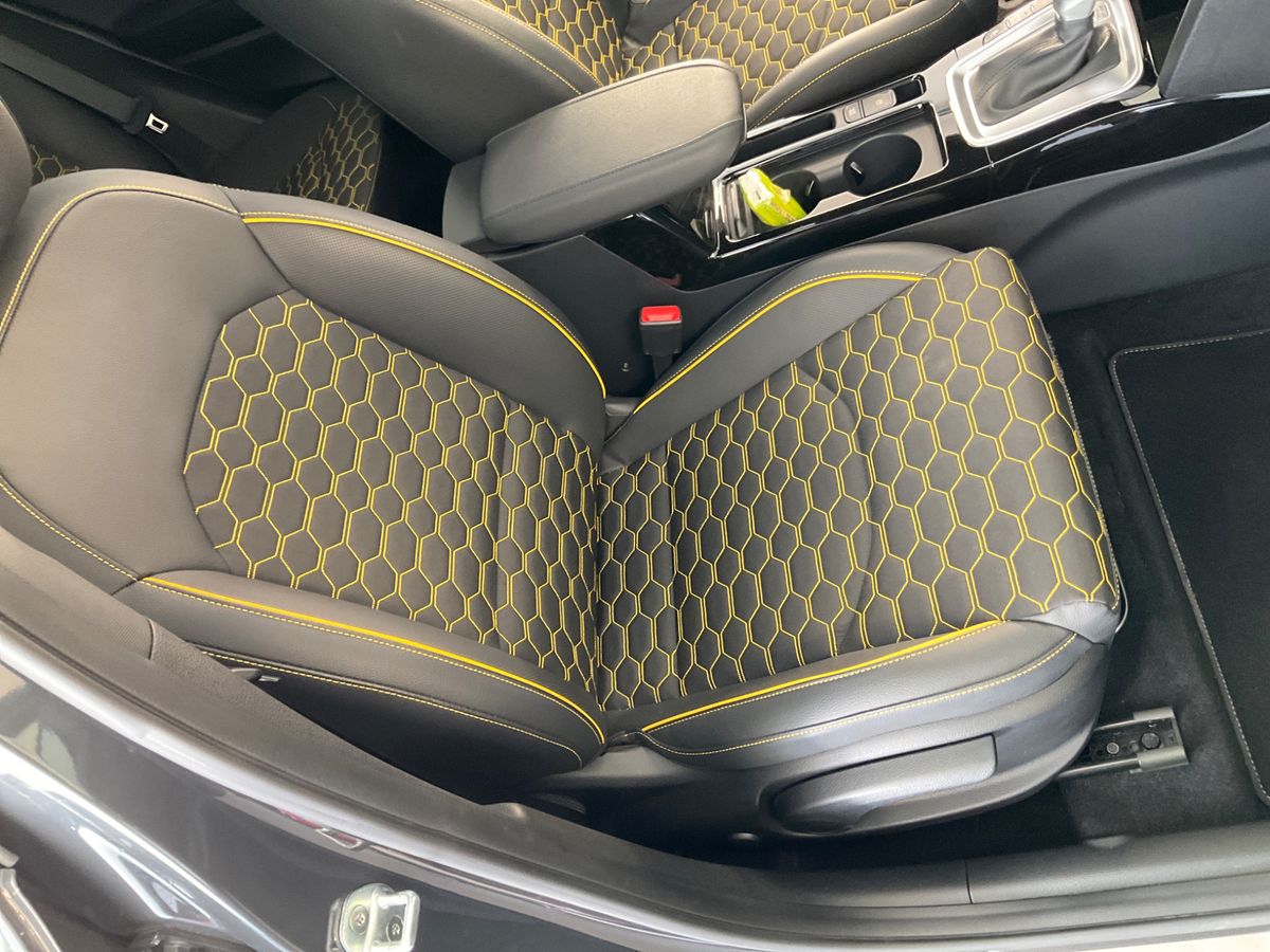 Kia XCeed 1.4 TGDI Launch Edition photo 29