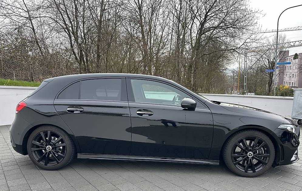 Mercedes A250 AMG Line photo 4
