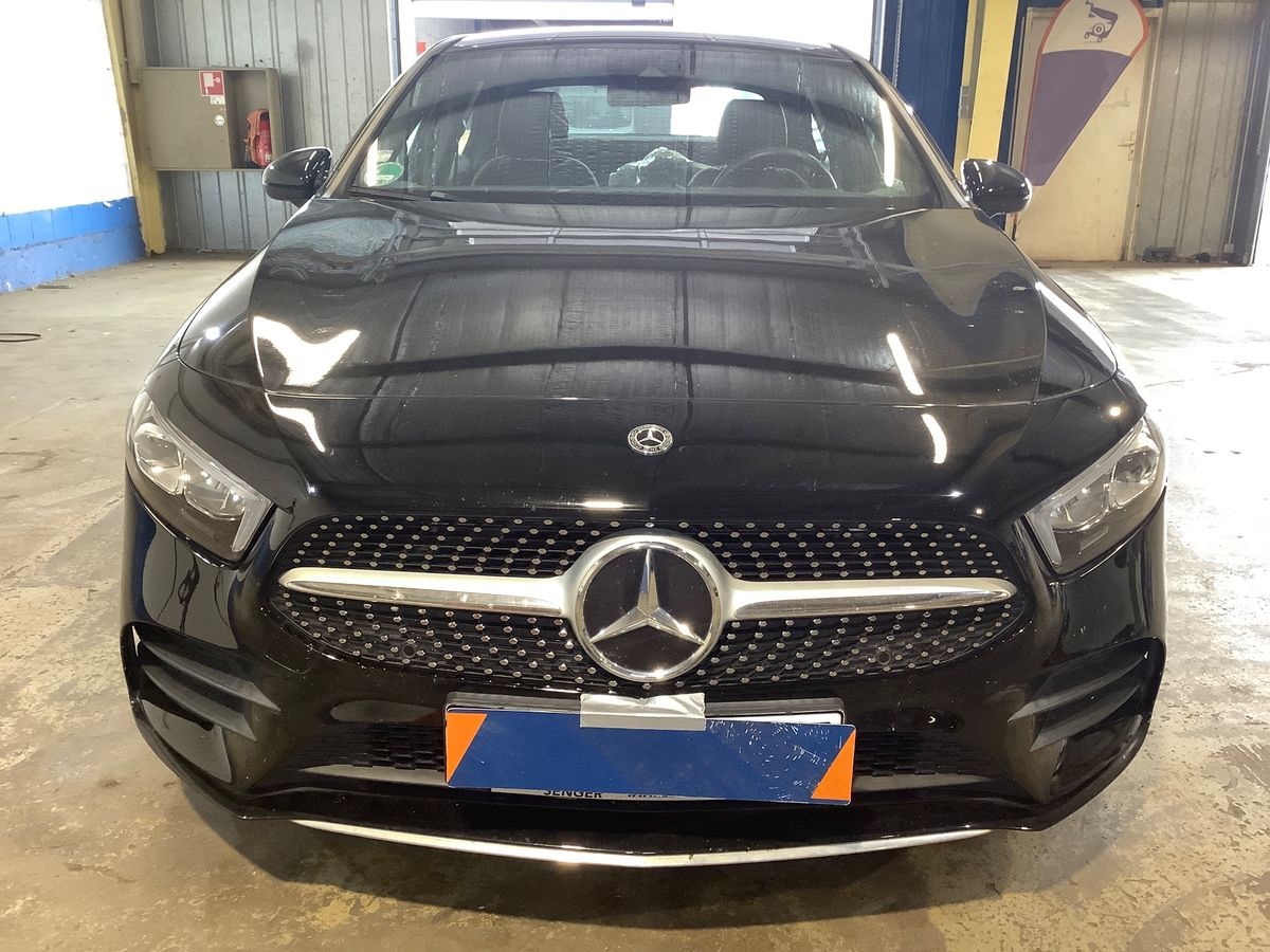 Mercedes-Benz A 200 AMG Line Sedan photo 7
