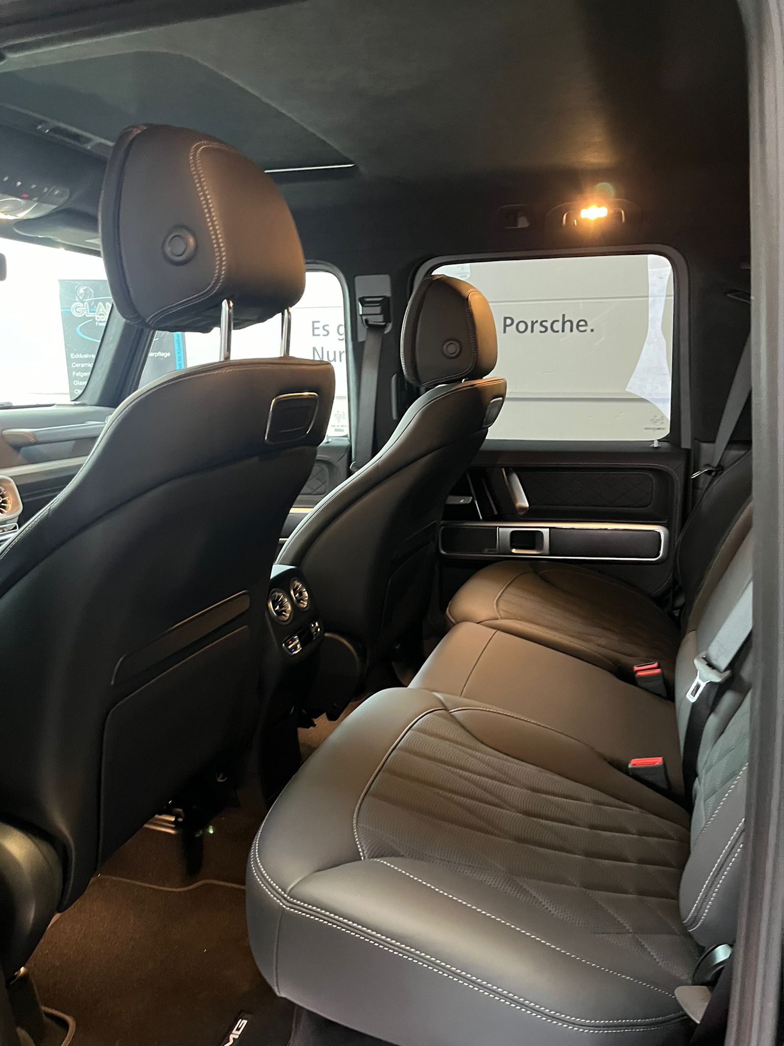 Mercedes-Benz G 63 AMG Night Package II photo 11