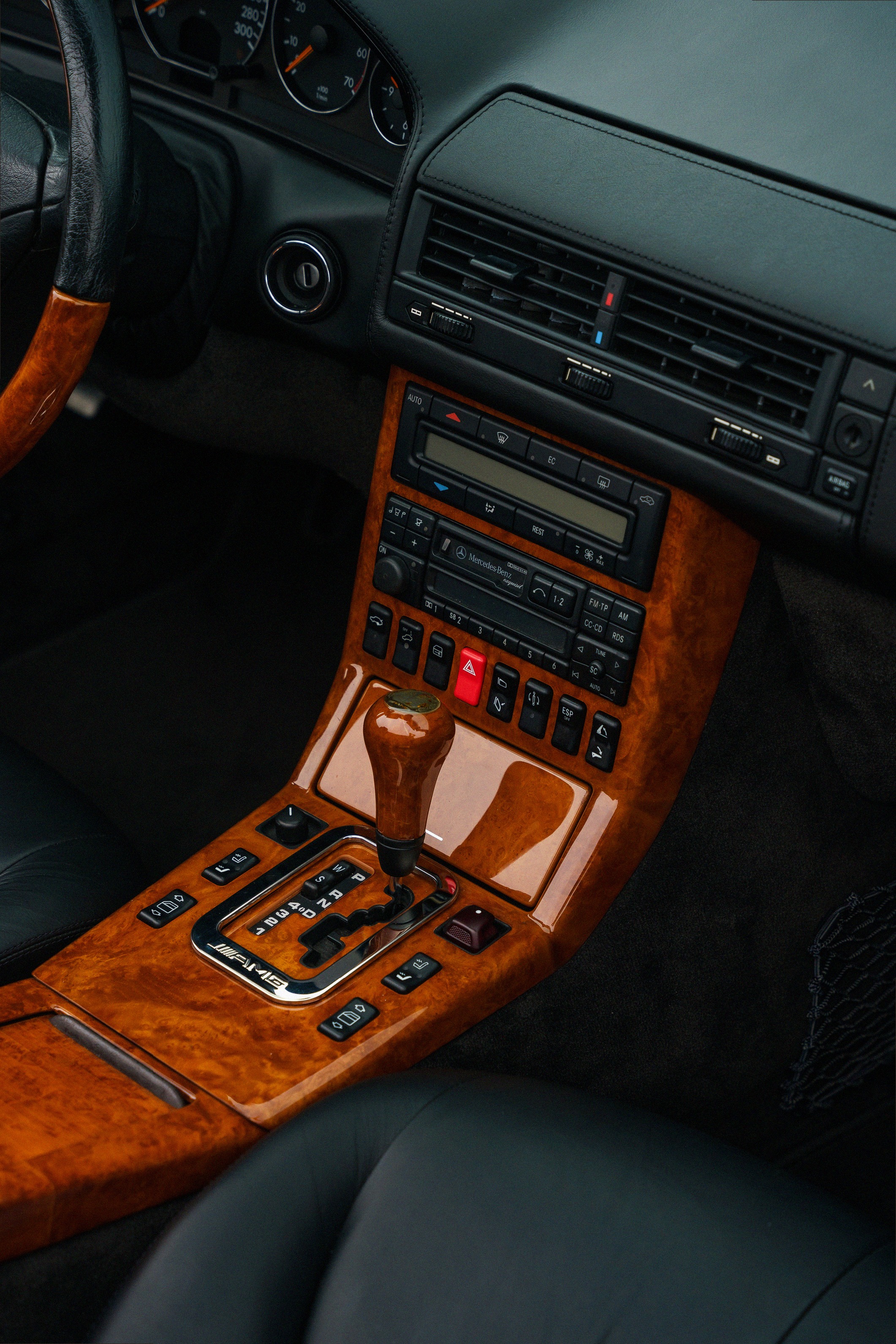 Mercedes-Benz SL 73 AMG R129 photo 2