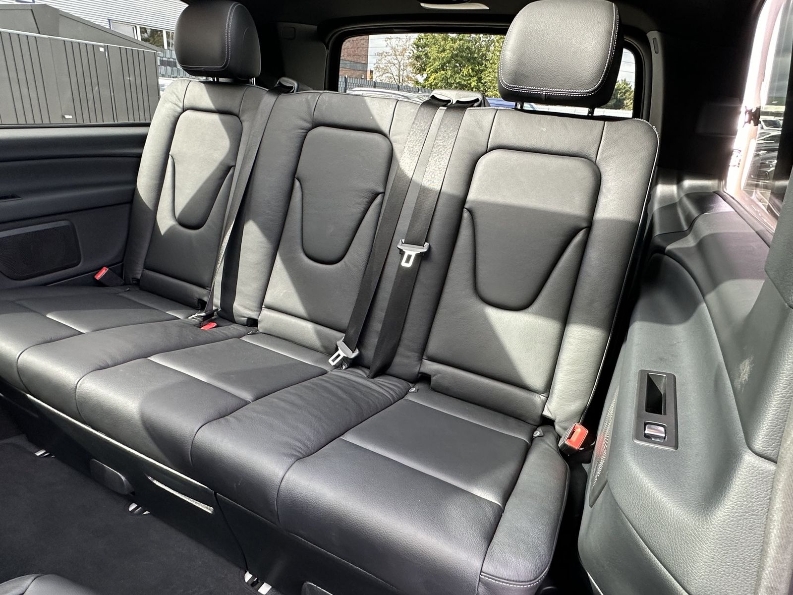 Mercedes-Benz V 300 d Long Sport Edition photo 3