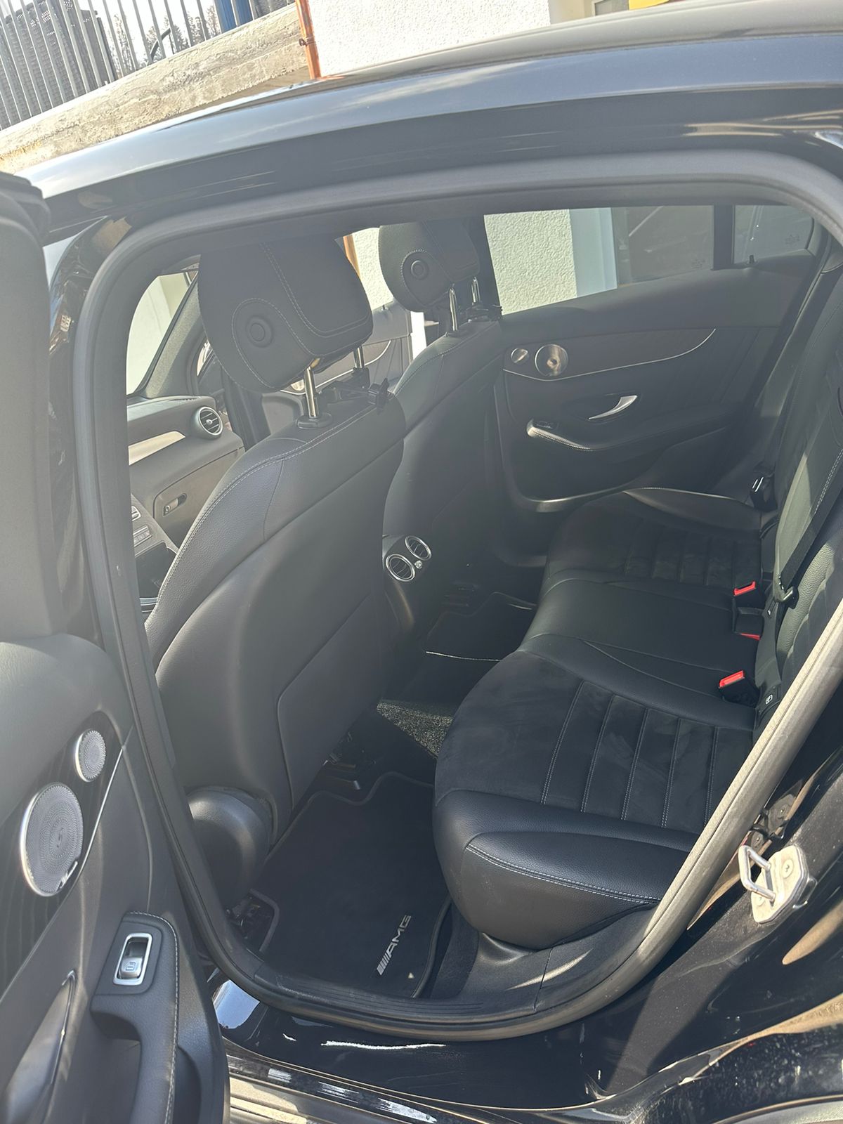 Mercedes GLC 200 Coupé photo 3