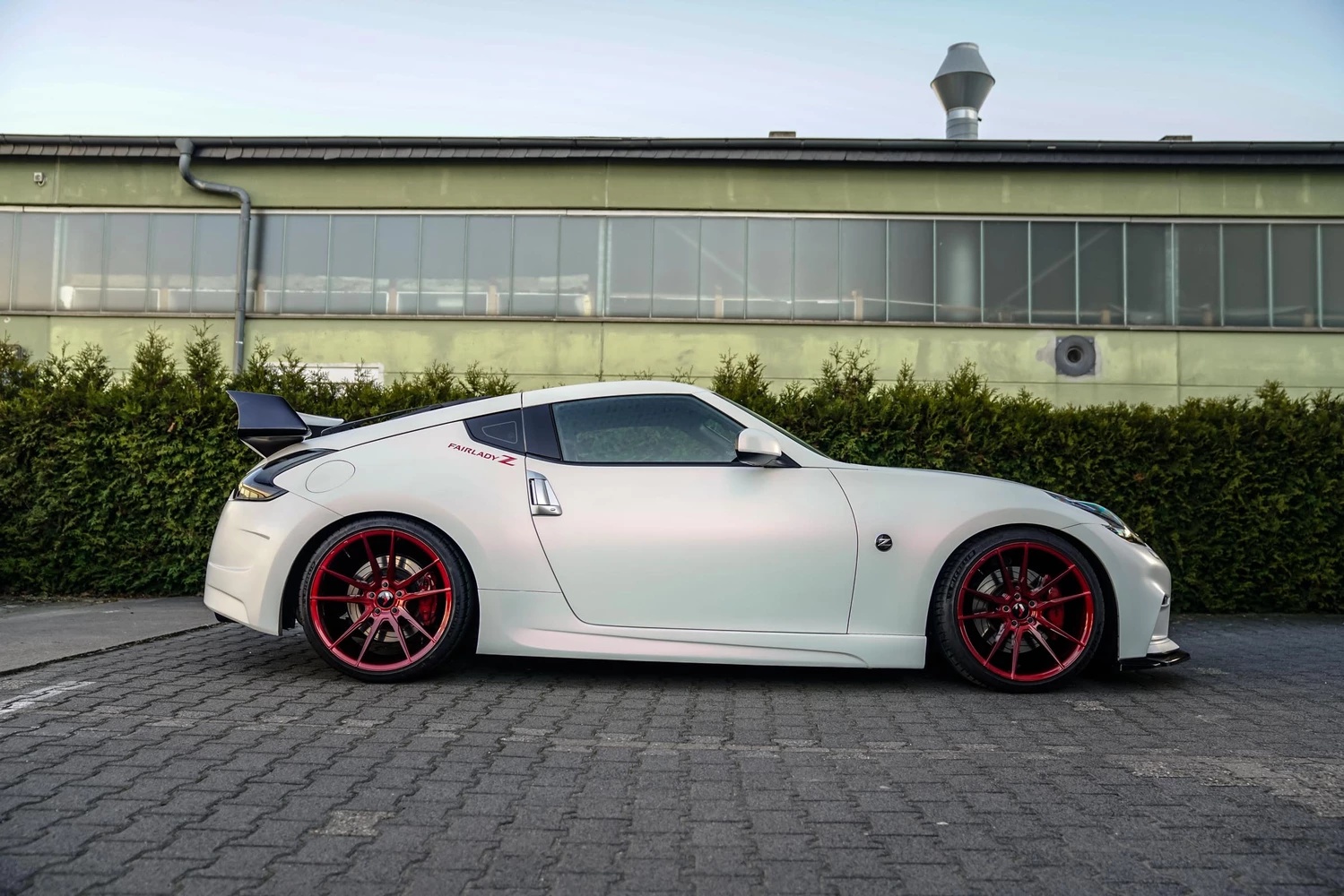 Nissan 370Z Coupé (2014) photo 6