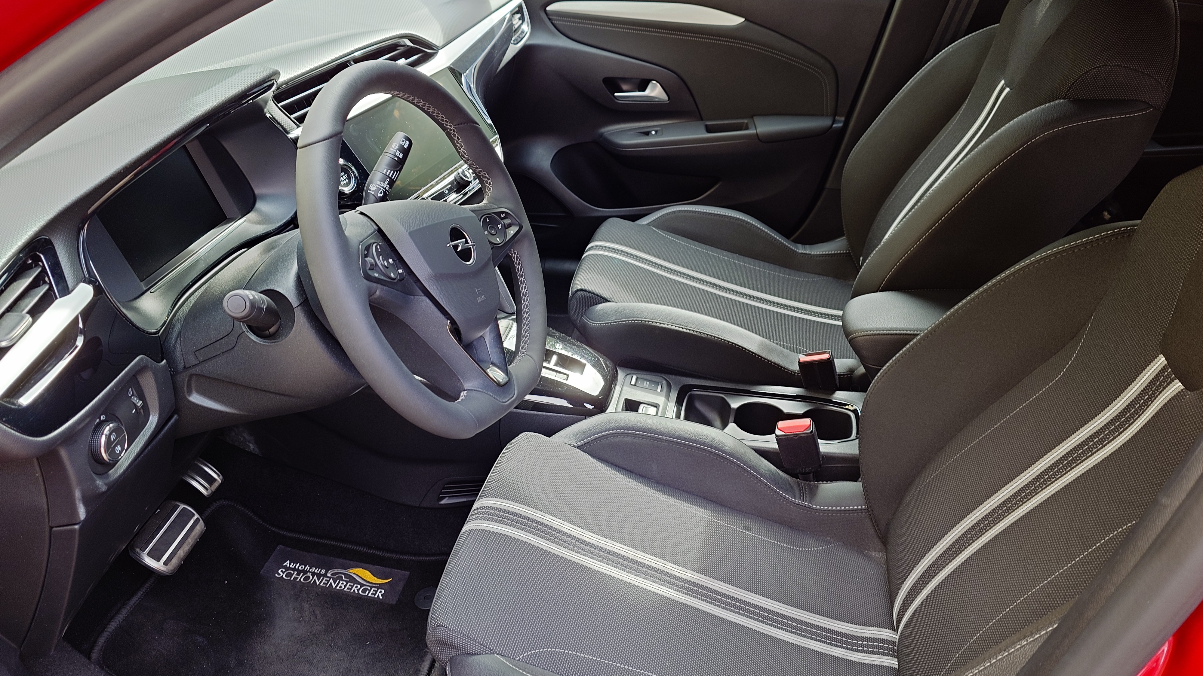 OPEL Corsa Electric GS – 156 PS photo 8
