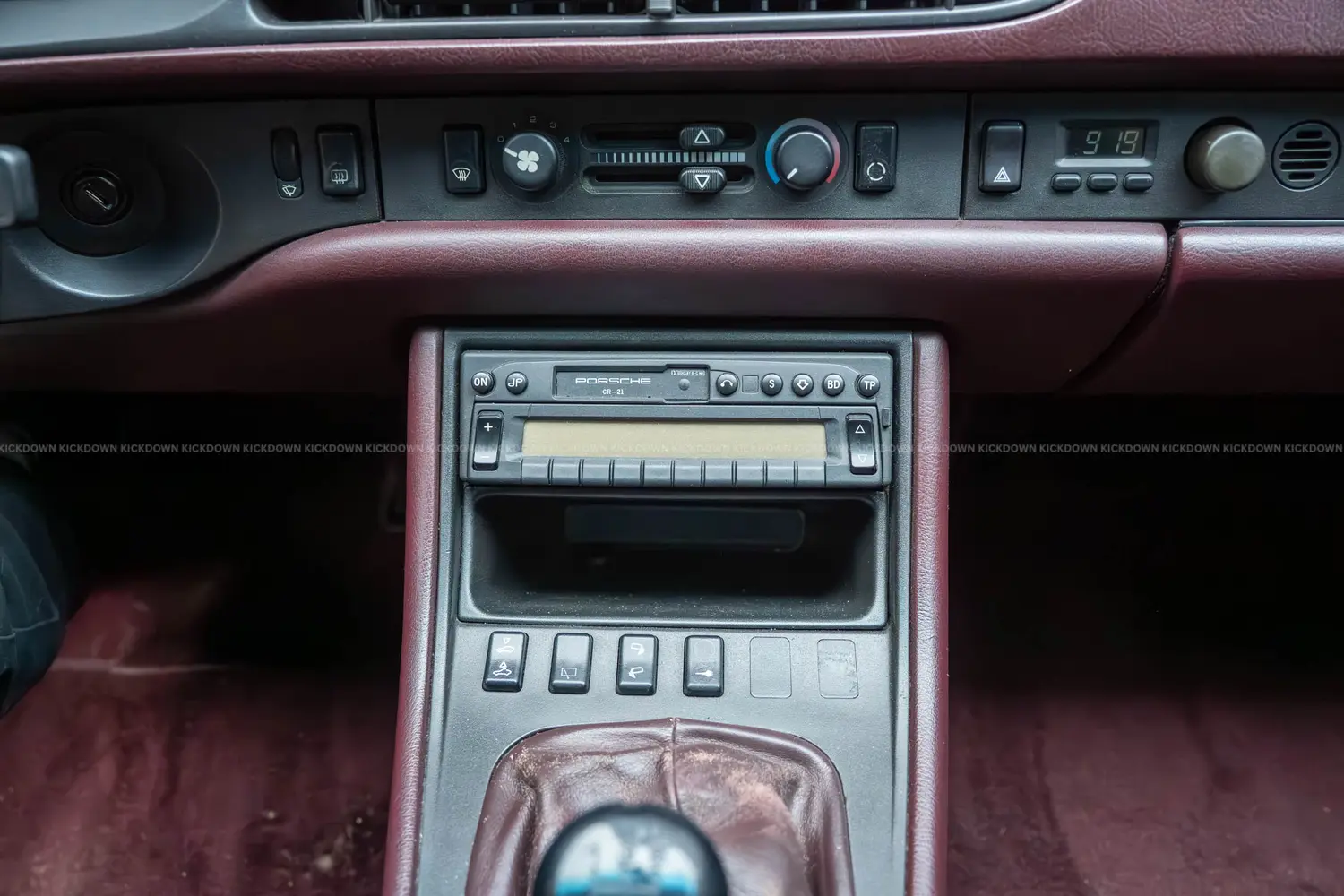 Porsche 944 S (1986) Nautikblau Metallic photo 18