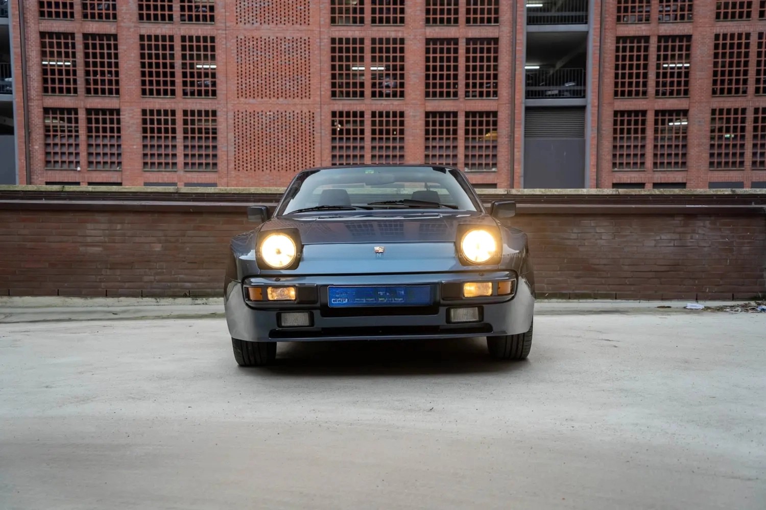 Porsche 944 S (1986) Nautikblau Metallic photo 5