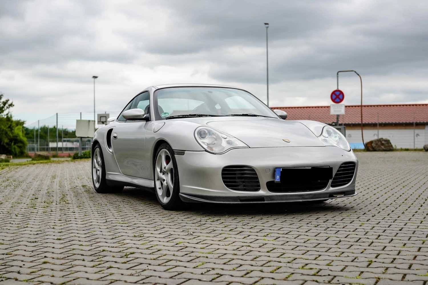 Porsche 996 Turbo - 2001 photo 70