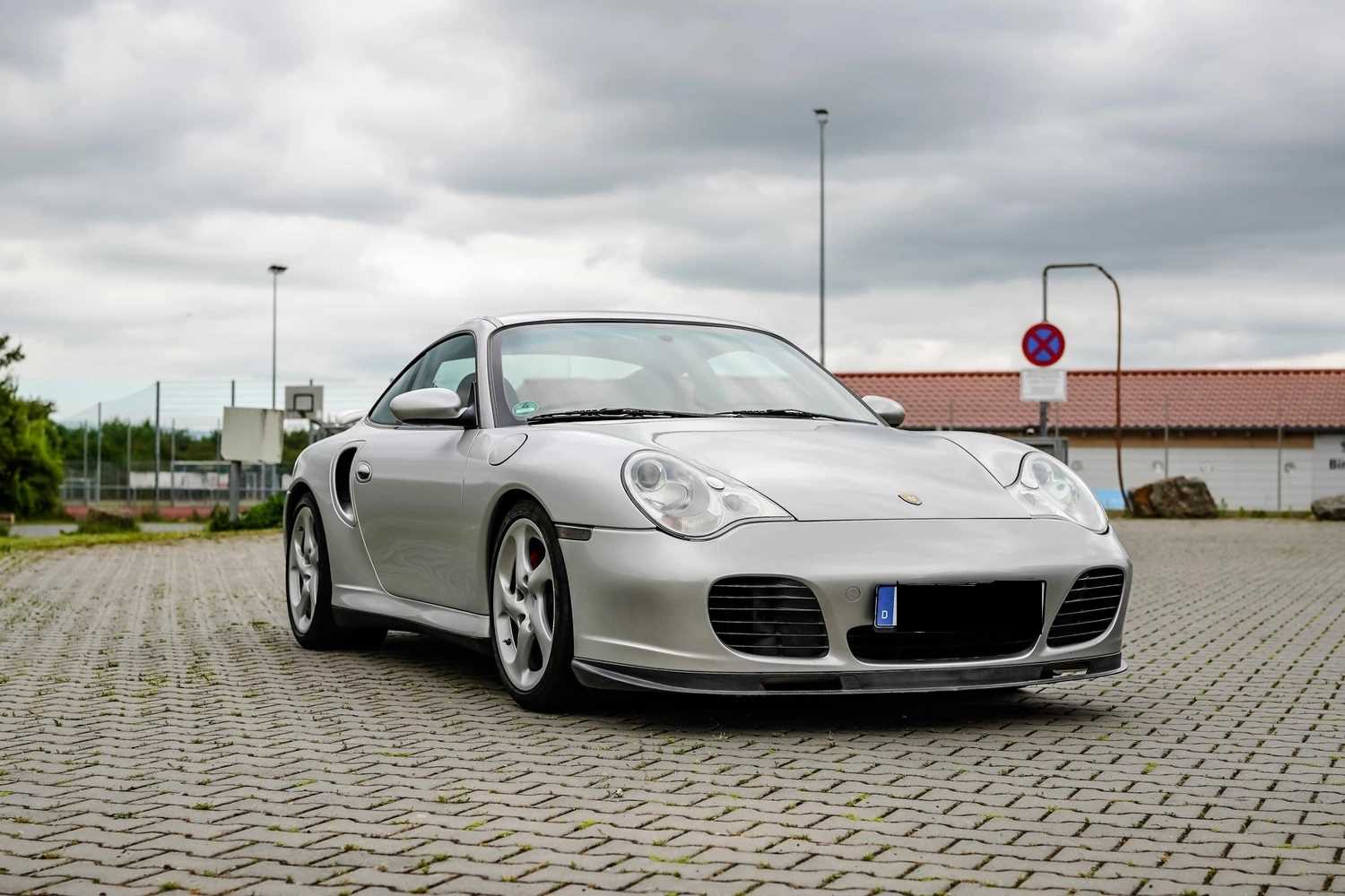 Porsche 996 Turbo - 2001 photo 81