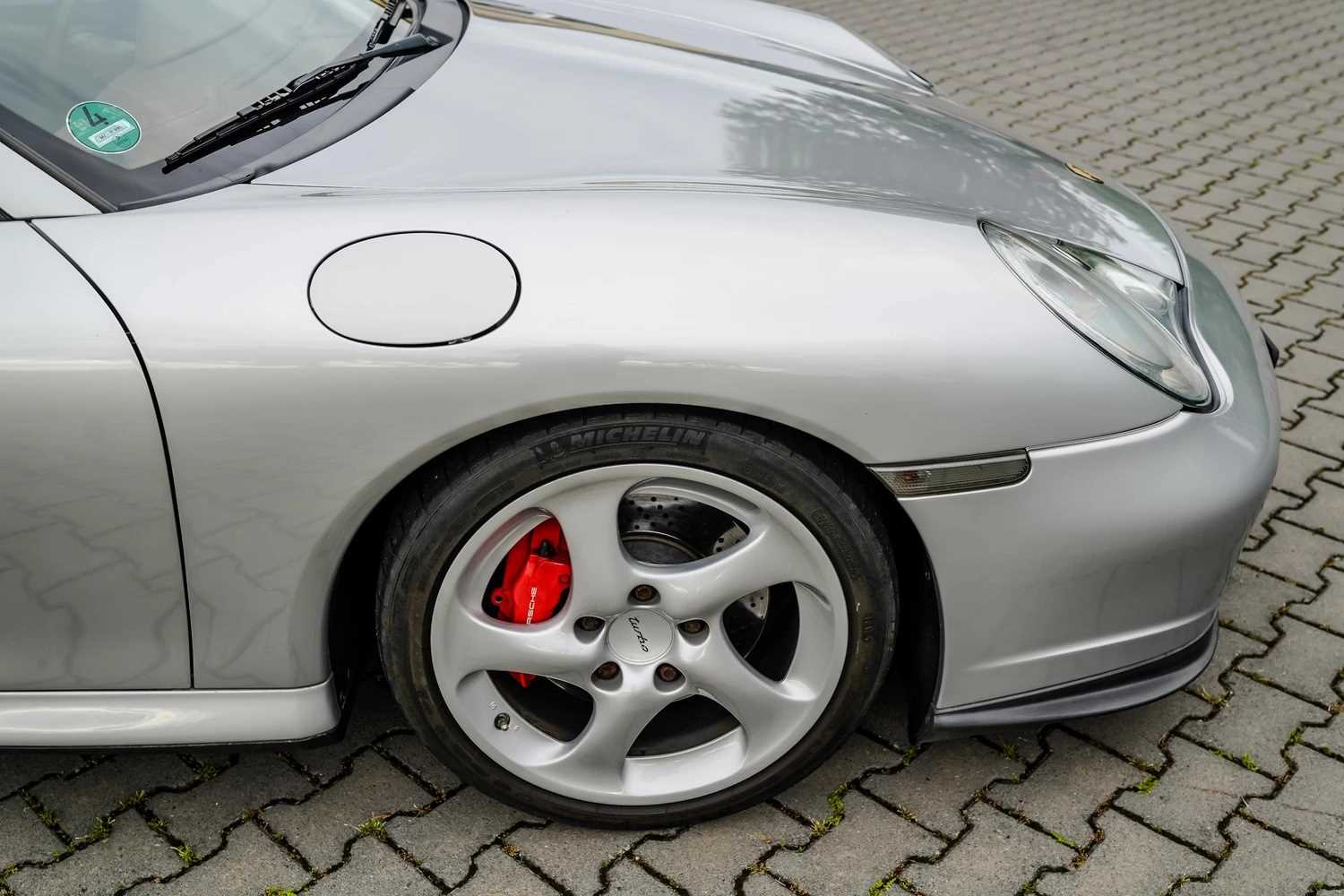 Porsche 996 Turbo - 2001 photo 84