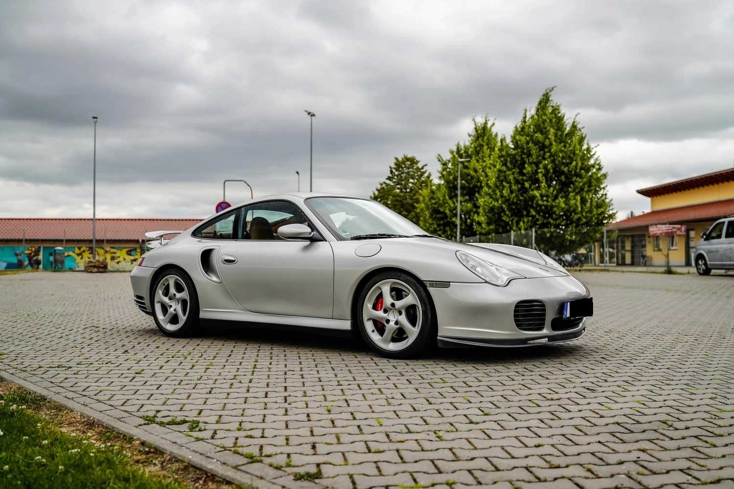 Porsche 996 Turbo - 2001 photo 21
