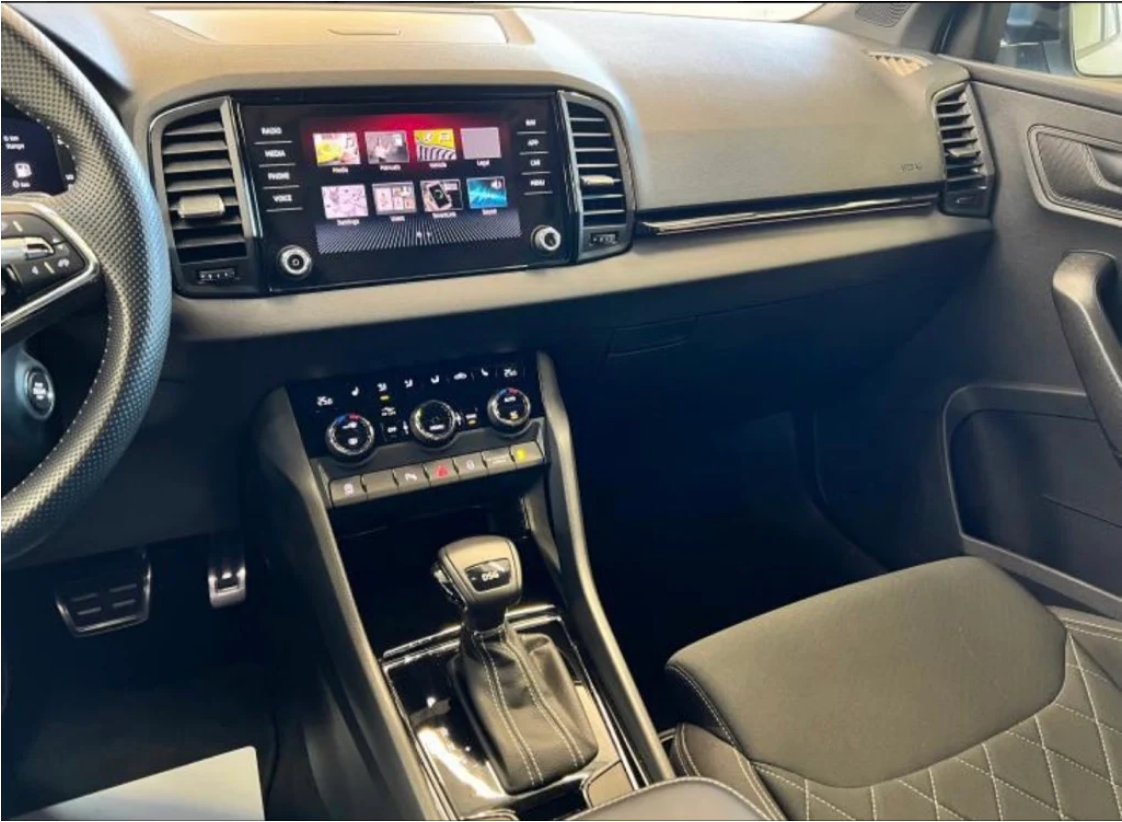 Skoda Karoq 1.5 TSI ACT Sportline DSG photo 12