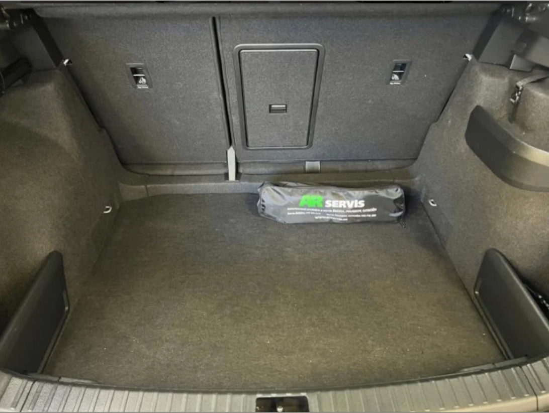 Skoda Karoq 1.5 TSI ACT Sportline DSG photo 17