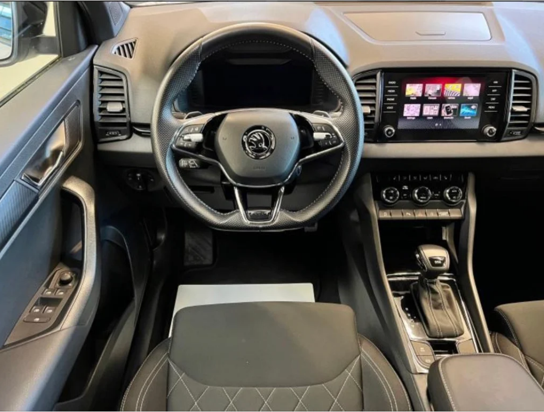 Skoda Karoq 1.5 TSI ACT Sportline DSG photo 18