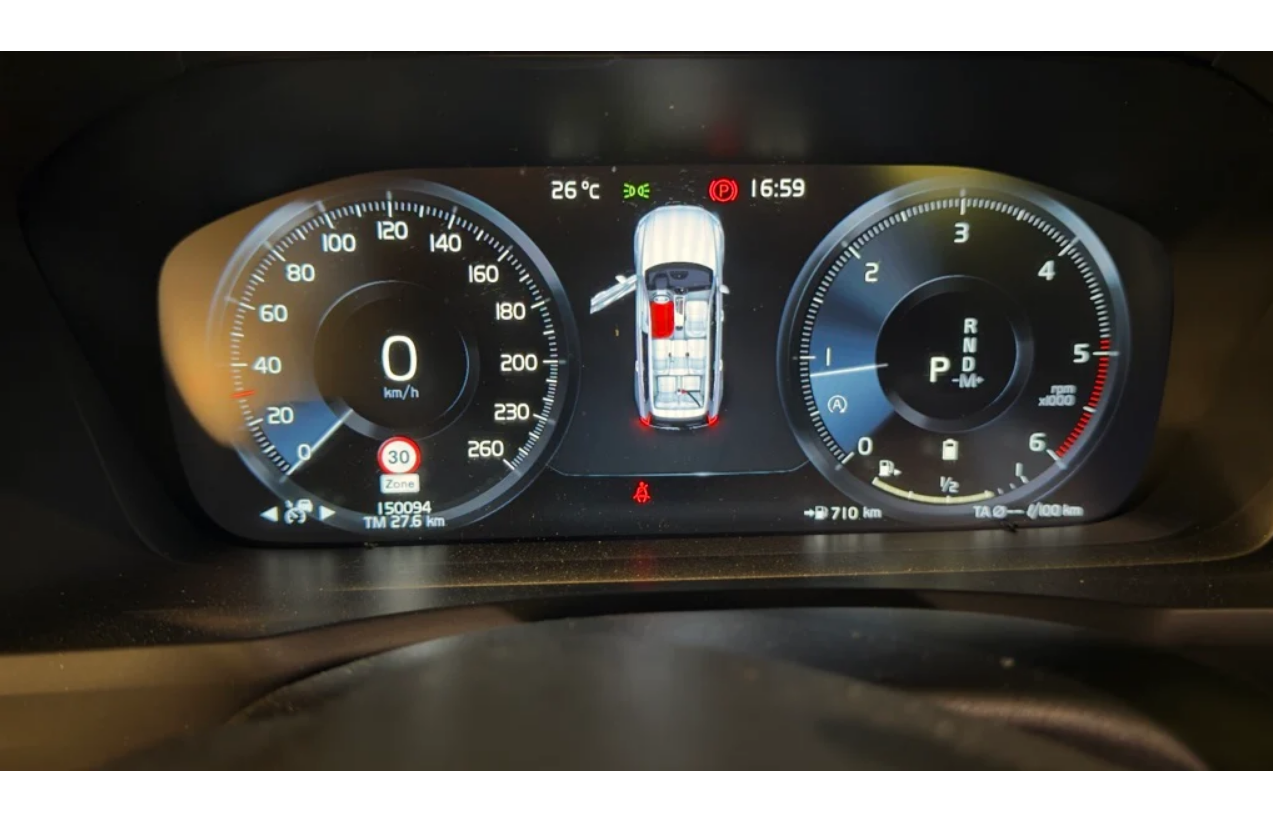 Volvo XC90 2.0 B5 MH R-Design 7P AWD photo 10