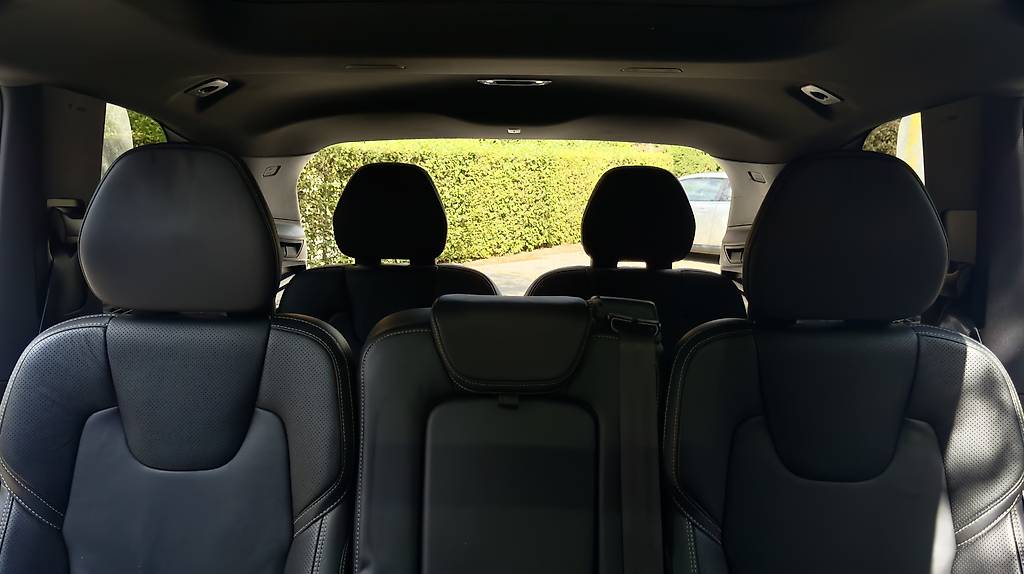 Volvo XC90 2.0 B5 MH R-Design 7P AWD photo 4
