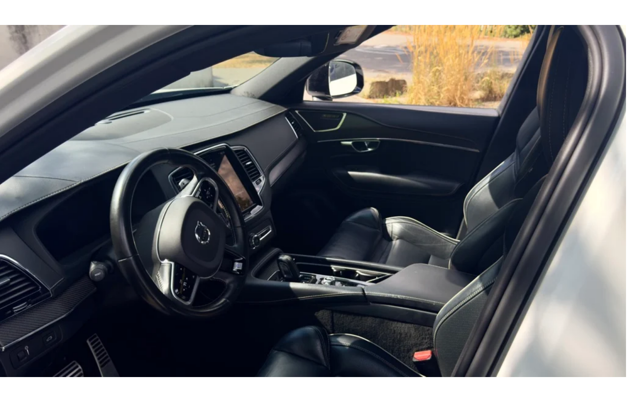 Volvo XC90 2.0 B5 MH R-Design 7P AWD photo 6