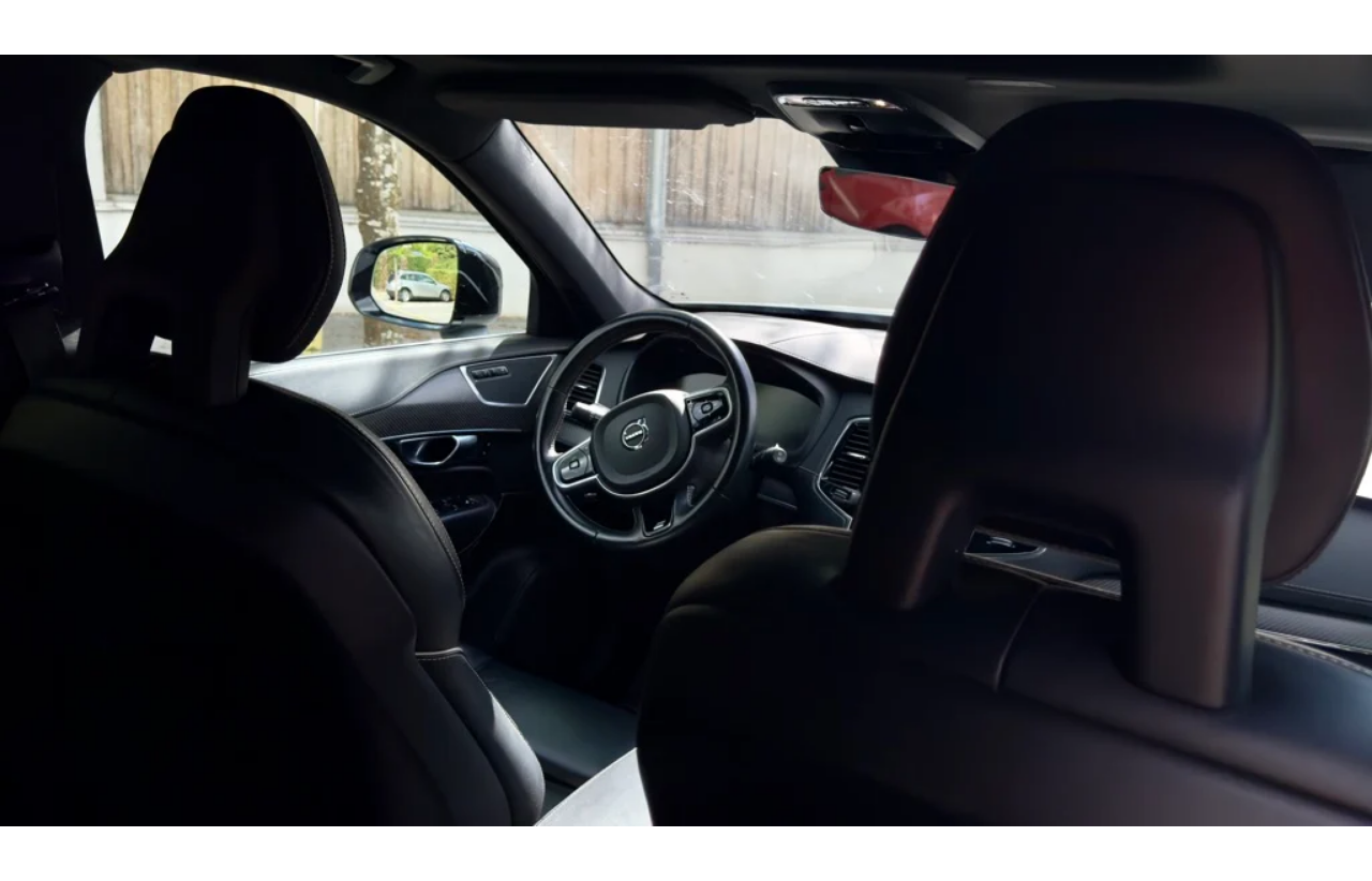Volvo XC90 2.0 B5 MH R-Design 7P AWD photo 7