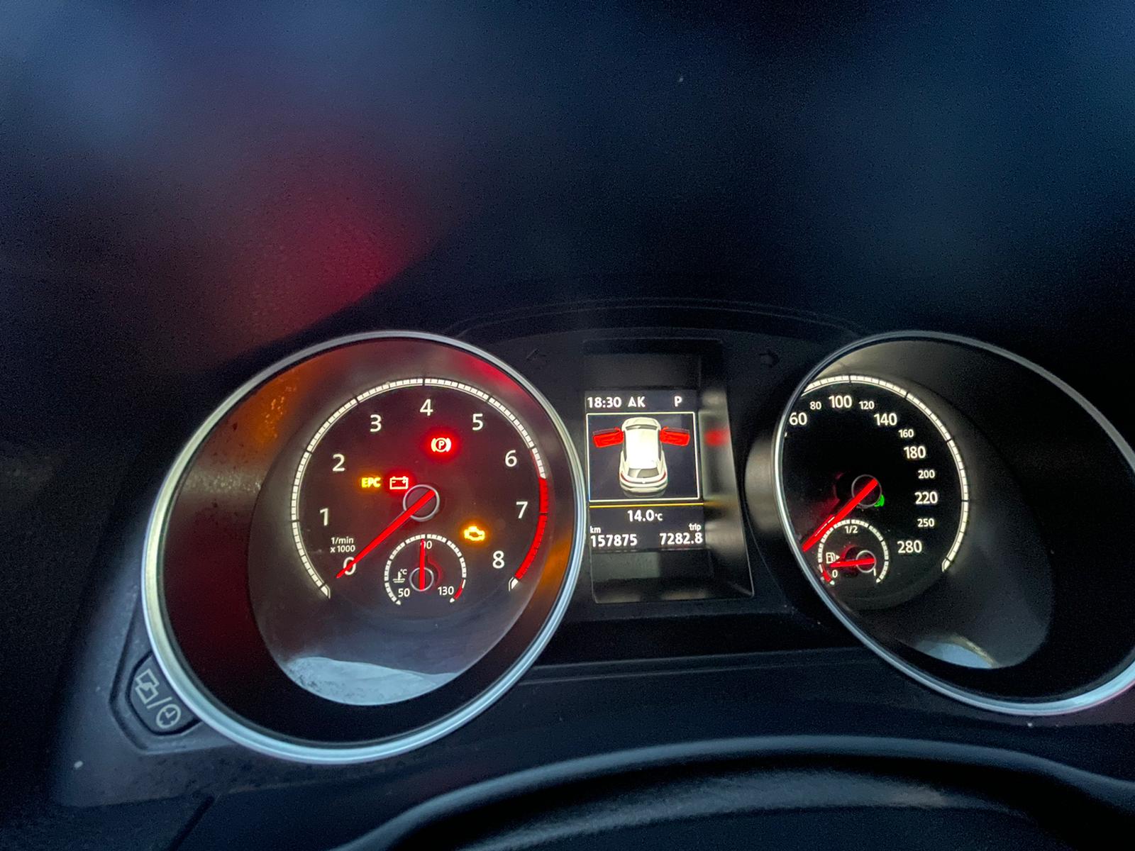 VW Scirocco 2.0 TSI R-Line Package photo 5